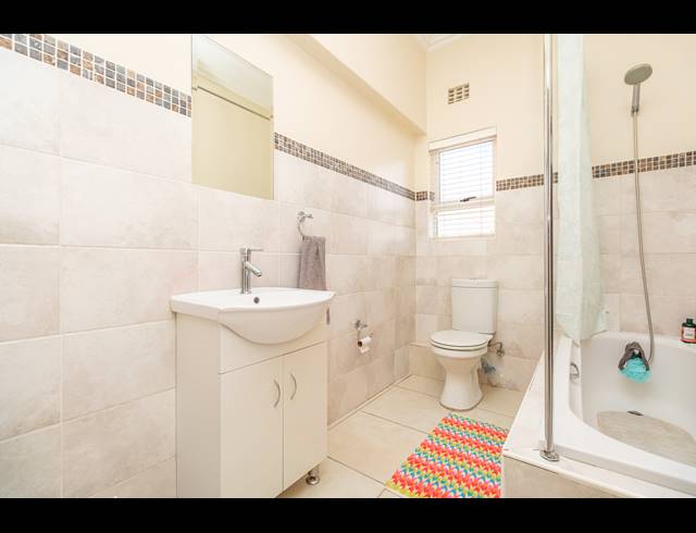 2 BEDROOM APARTMENT FOR SALE IN PARKVIEW